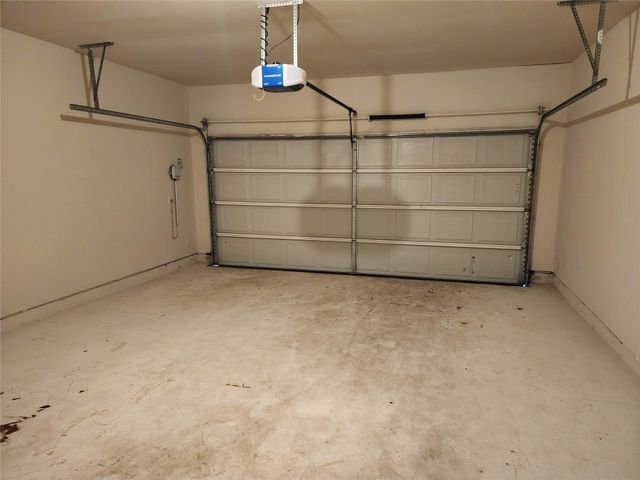 604 Coffee Berry DR, Georgetown, TX 78626