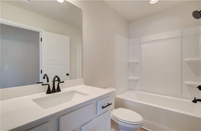 87 Rose Lake Court, Hoschton, GA 30548