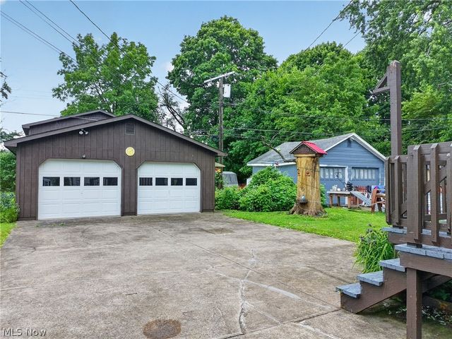 1936 E 45th Street, Ashtabula, OH 44004