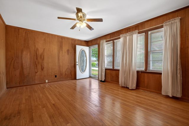 463 Franks Ferry Rd, Sparta, TN 38583