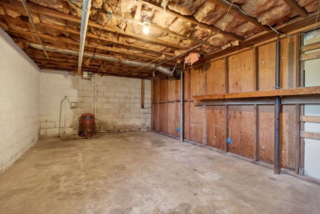 463 Franks Ferry Rd, Sparta, TN 38583