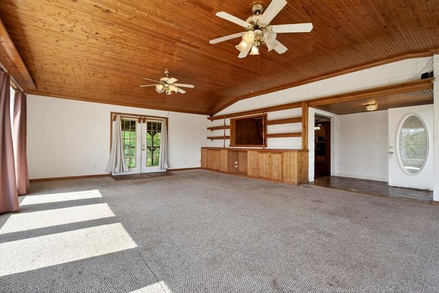 463 Franks Ferry Rd, Sparta, TN 38583
