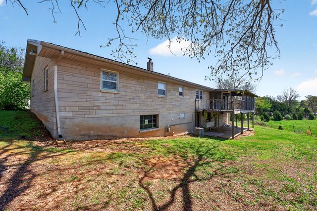 463 Franks Ferry Rd, Sparta, TN 38583