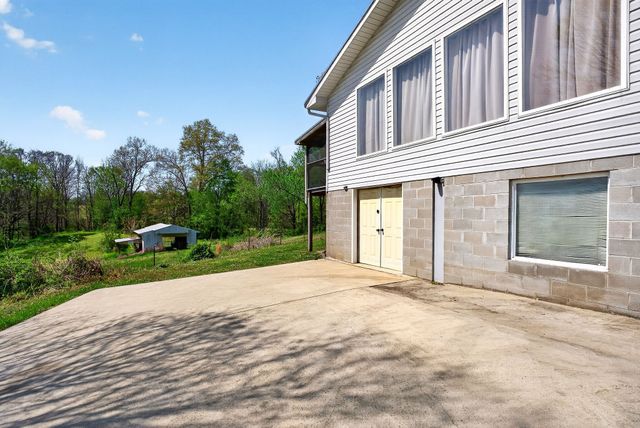 463 Franks Ferry Rd, Sparta, TN 38583