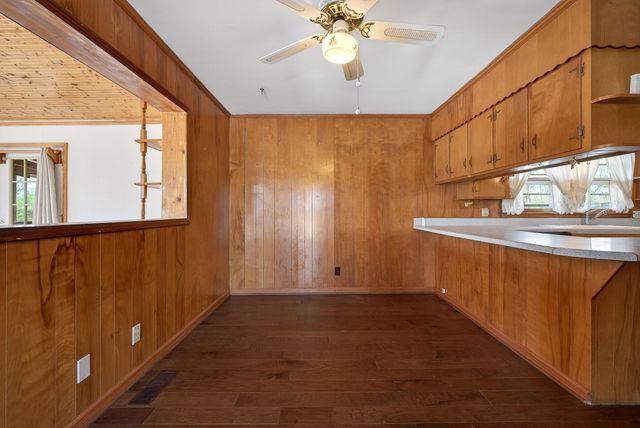 463 Franks Ferry Rd, Sparta, TN 38583