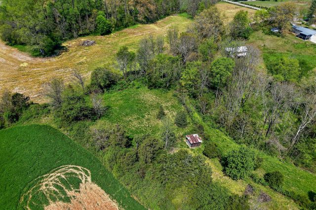 463 Franks Ferry Rd, Sparta, TN 38583