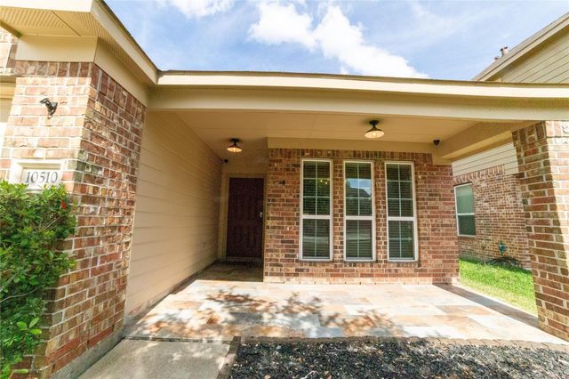 10510 Chestnut Path Way, Tomball, TX 77375
