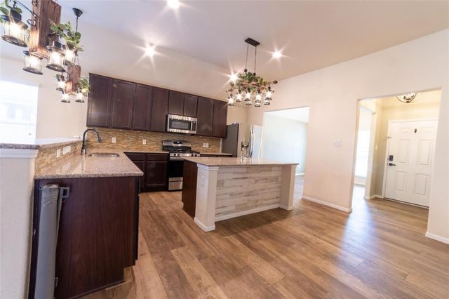 10510 Chestnut Path Way, Tomball, TX 77375