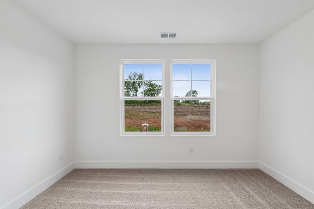 3201 Gravity Drive, Columbia, TN 38401