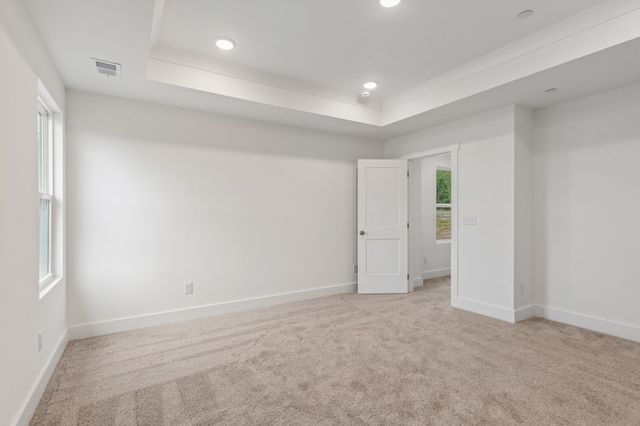 3201 Gravity Drive, Columbia, TN 38401