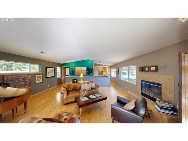 1410 GLENWOOD Dr, Brookings, OR 97415