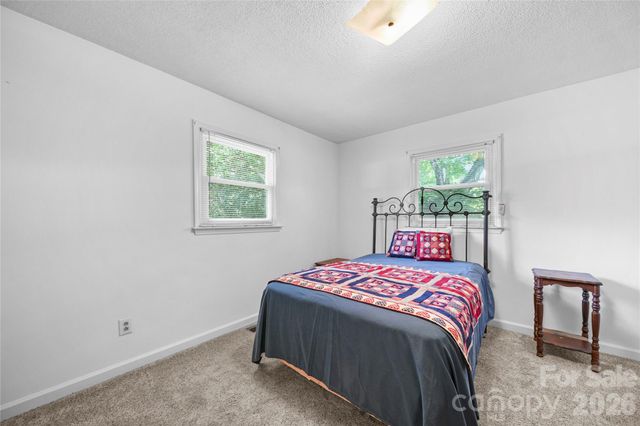 708 Mocksville Highway, Statesville, NC 28625
