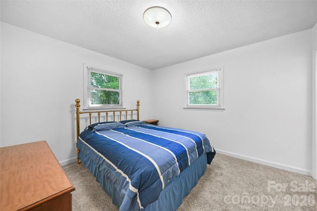 708 Mocksville Highway, Statesville, NC 28625