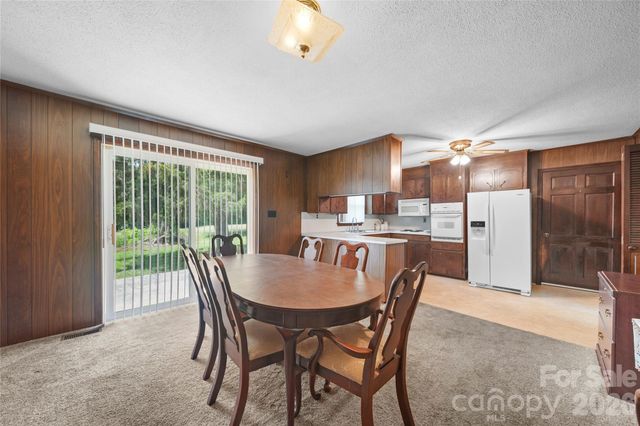 708 Mocksville Highway, Statesville, NC 28625