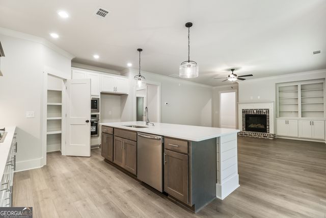 309 Weslyn Drive, Social Circle, GA 30025