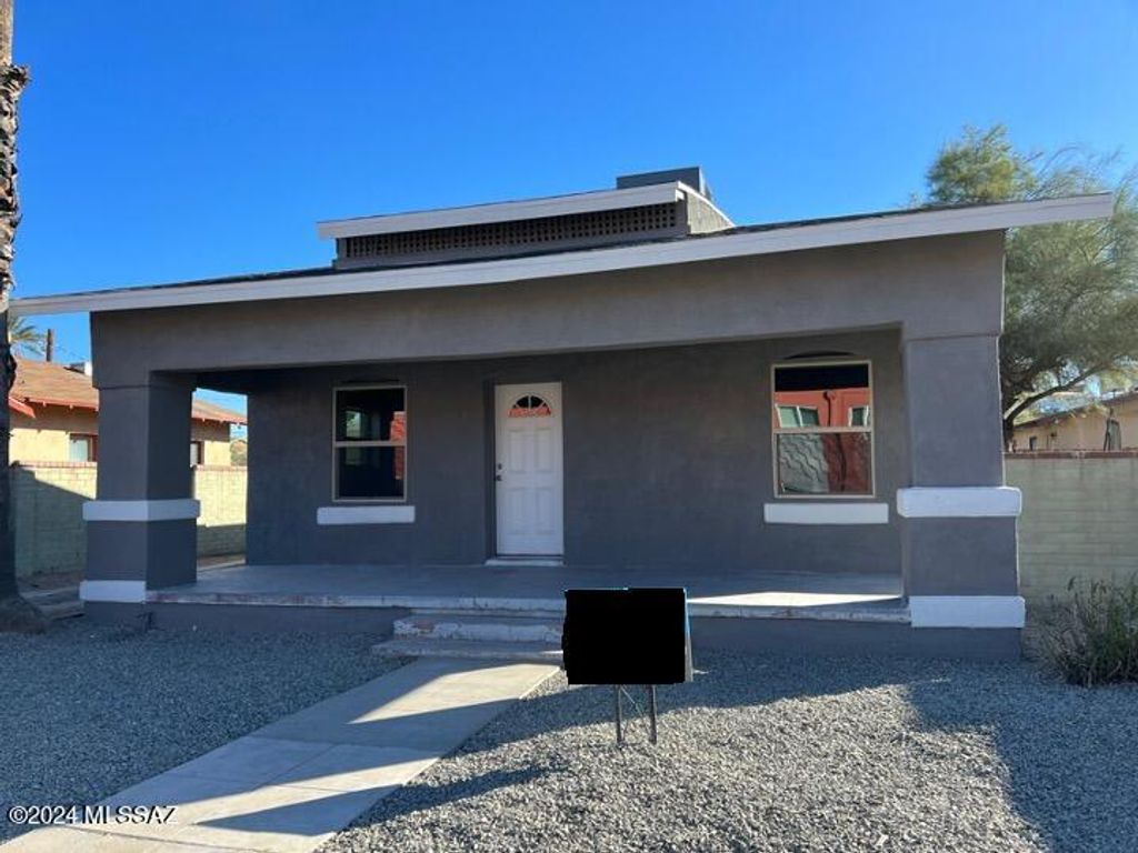 1330 N Tyndall Avenue, Tucson, AZ 85719
