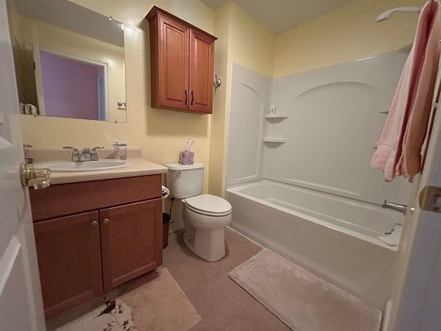 7 Hilltop Lane, Brentwood, NH 03833