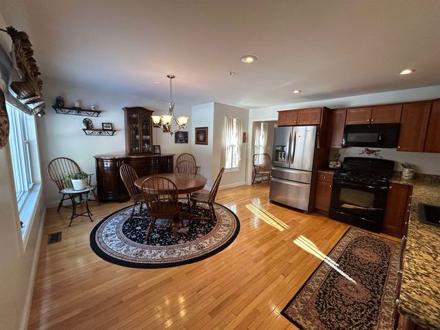 7 Hilltop Lane, Brentwood, NH 03833