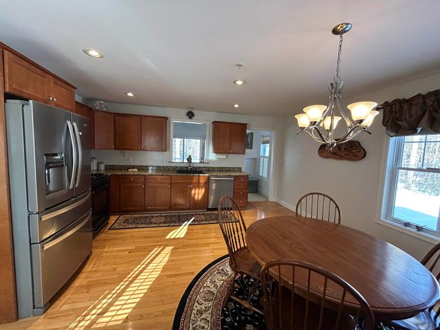 7 Hilltop Lane, Brentwood, NH 03833