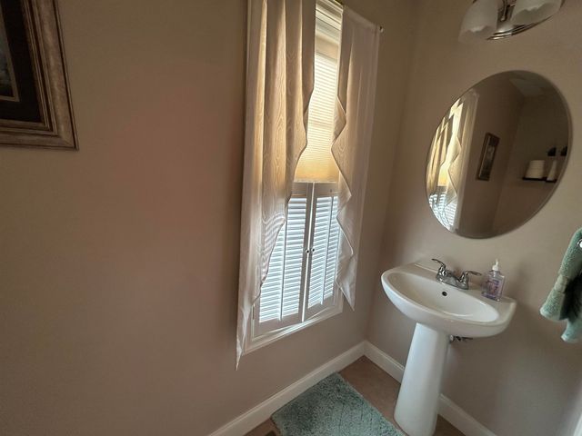 7 Hilltop Lane, Brentwood, NH 03833