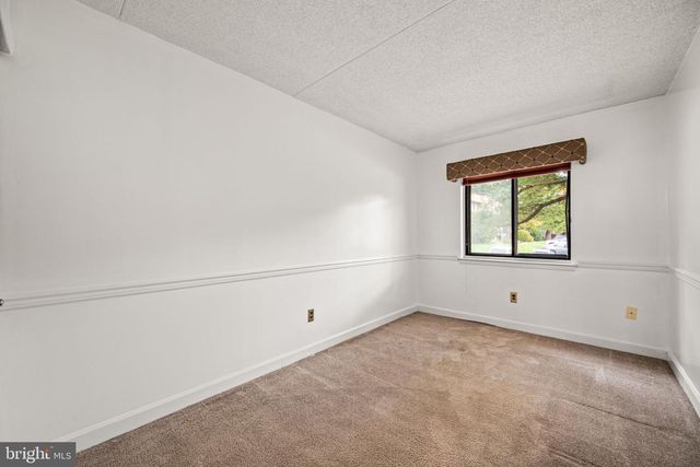 340-A SAYBROOK LN, Wallingford, PA 19086