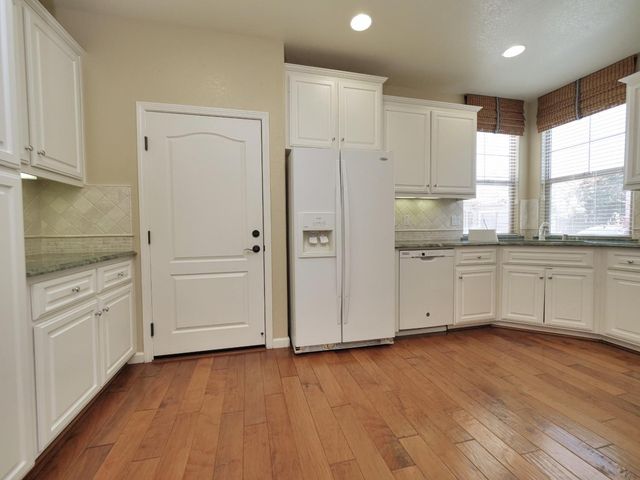 1048 Cabris Ln, Roseville, CA 95747