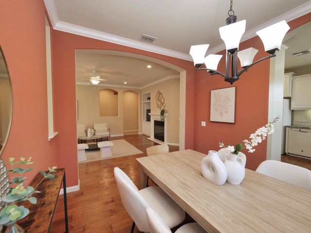 1048 Cabris Ln, Roseville, CA 95747