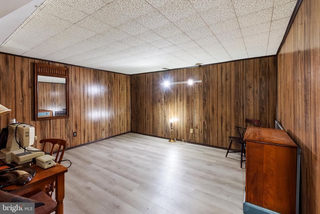 1215 BRANCH LN, Glen Burnie, MD 21061