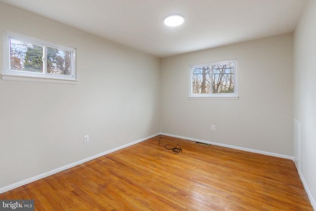 1215 BRANCH LN, Glen Burnie, MD 21061