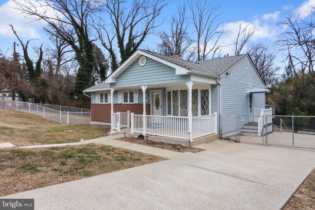 1215 BRANCH LN, Glen Burnie, MD 21061