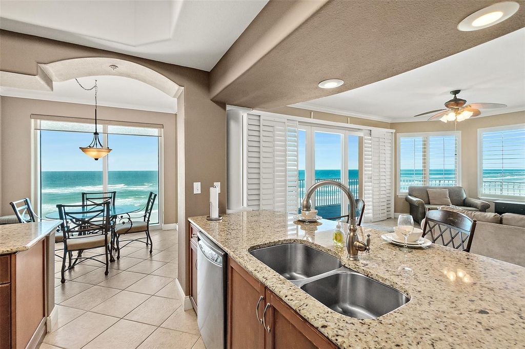 Image 13 of property listing at 3737 S ATLANTIC AVENUE 504, Daytona Beach, FL 32118