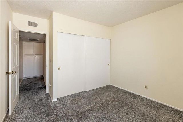 16465 Green Tree Boulevard 18, Victorville, CA 92395