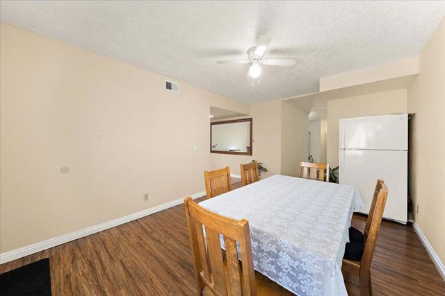 16465 Green Tree Boulevard 18, Victorville, CA 92395