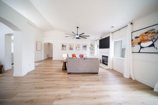 2330 S Stover Street, Visalia, CA 93292