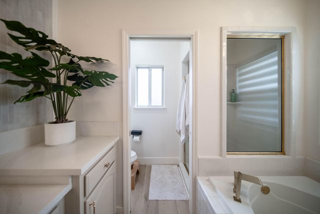 2330 S Stover Street, Visalia, CA 93292