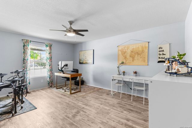 3727 Indian Hills, Selma, TX 78154