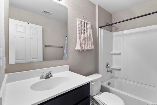 3727 Indian Hills, Selma, TX 78154