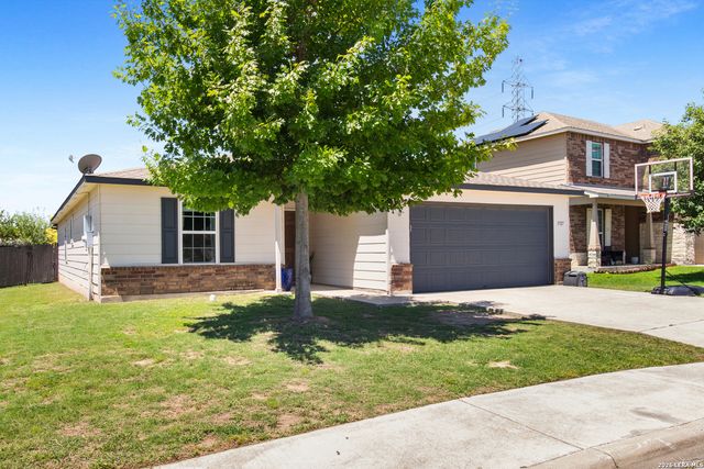 3727 Indian Hills, Selma, TX 78154