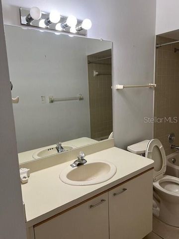 3000 RED OAK COURT 204, Palm Harbor, FL 34684