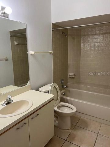 3000 RED OAK COURT 204, Palm Harbor, FL 34684