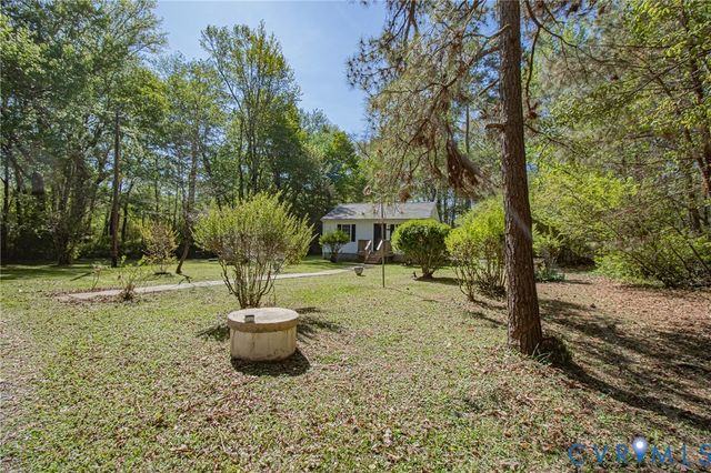 10801 Old Stage Rd, Prince George, VA 23875