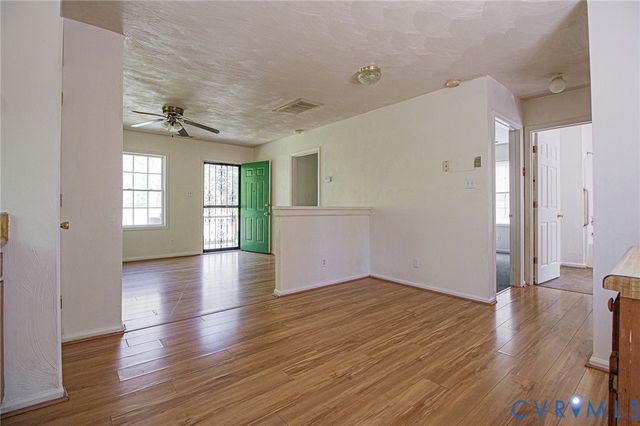 10801 Old Stage Rd, Prince George, VA 23875