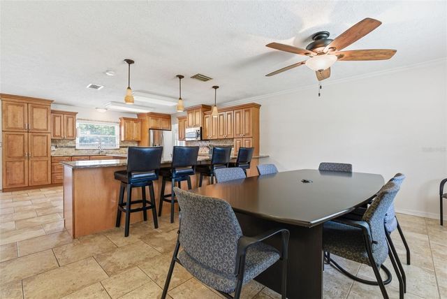 13525 301 HIGHWAY N, Thonotosassa, FL 33592