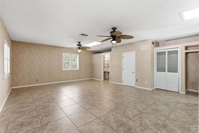 13525 301 HIGHWAY N, Thonotosassa, FL 33592