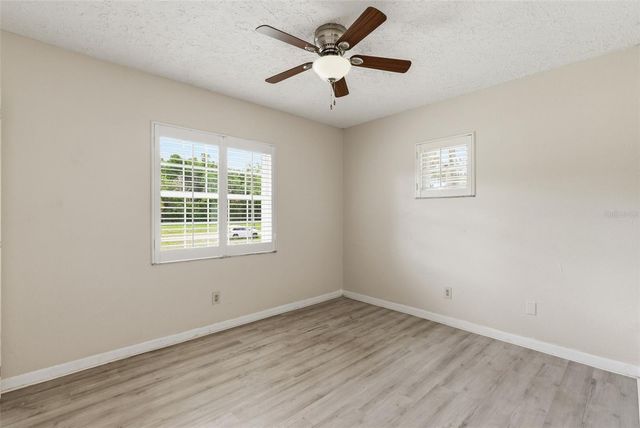 13525 301 HIGHWAY N, Thonotosassa, FL 33592