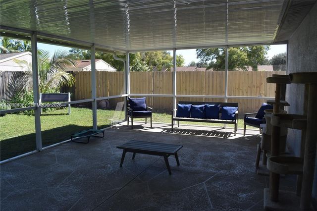 15639 SPRING LINE LN, Fort Myers, FL 33905