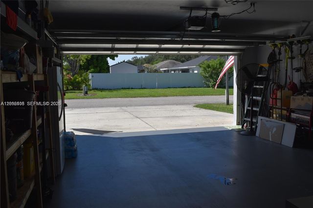 15639 SPRING LINE LN, Fort Myers, FL 33905
