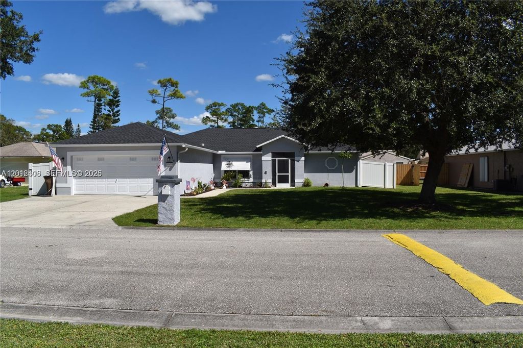 15639 SPRING LINE LN, Fort Myers, FL 33905