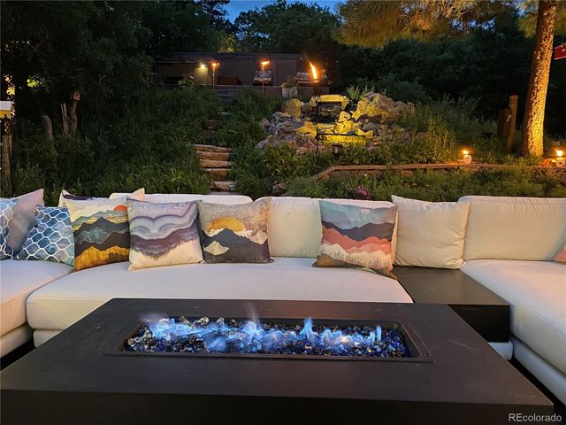 1030 E Possee Road, Castle Rock, CO 80108