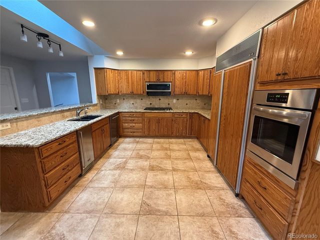 1030 E Possee Road, Castle Rock, CO 80108